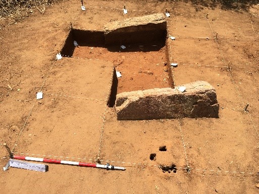 Kahatagasdigiliya-Palippothana Megalithic burial excavation